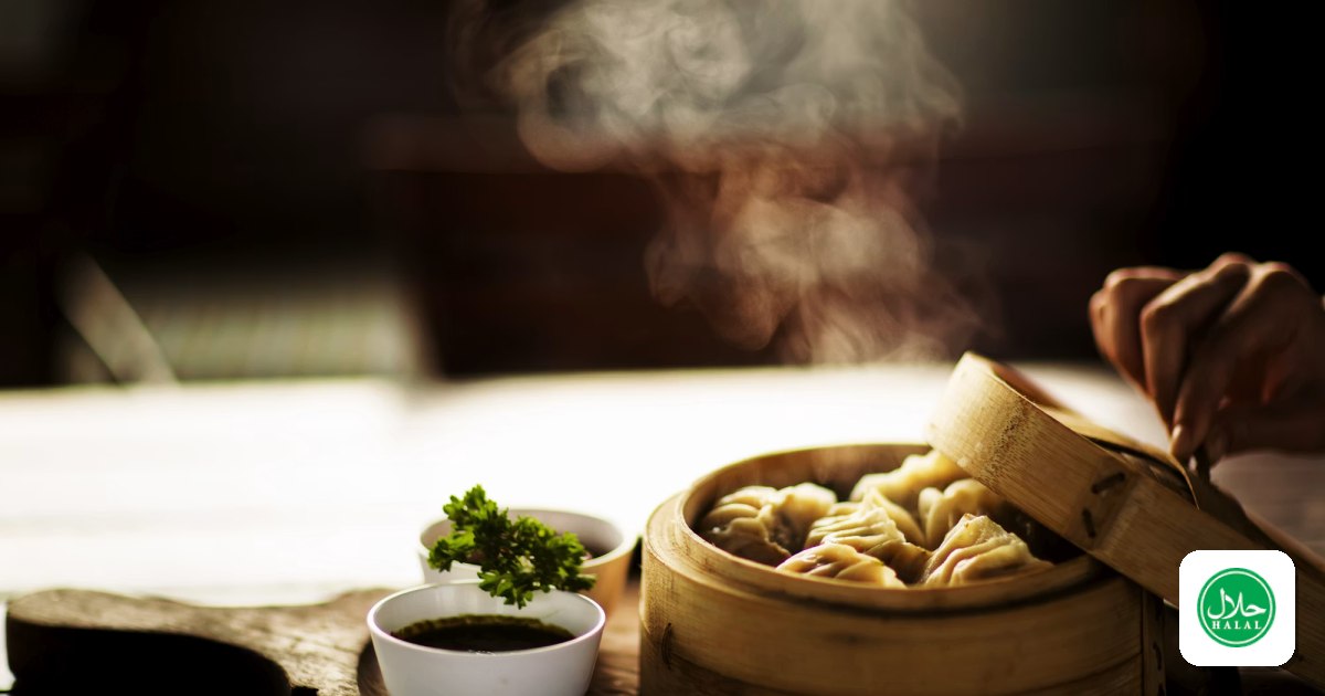 Steamed dumplings arranged in a bamboo steamer basket